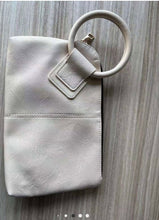Load image into Gallery viewer, Willow Wristlet